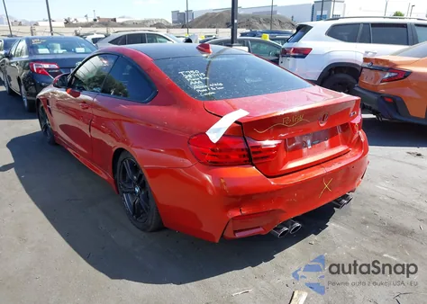 2015 BMW M4 z USA, uszkodzony, nr VIN WBS3R9C53FK332051